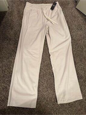 Wide-Leg Drawstring Pants in Cream